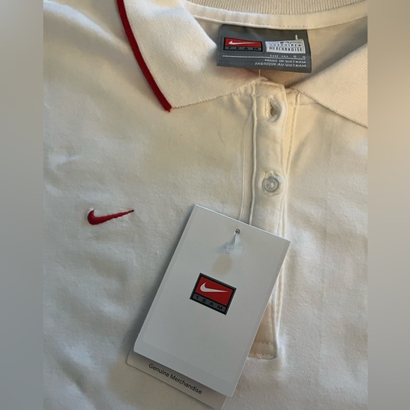 NWT Nike St. Louis Cardinals fitted polo. Perfect for game day! ⚾️ - Picture 3 of 4